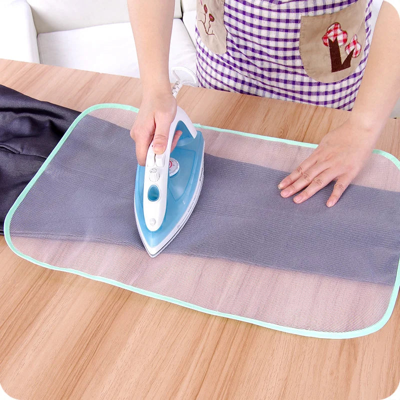 PressSafe Shield – Heat-Resistant Mesh Cloth for Ironing
